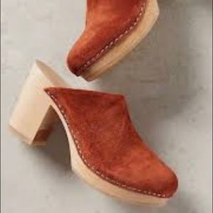 Charlotte Stone brand new suede Marlo clogs